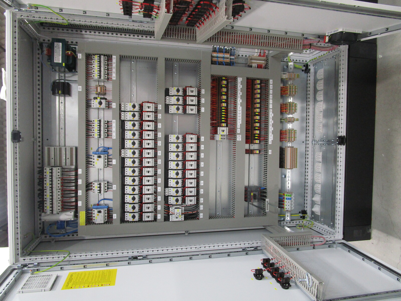 Control cabinet NNB Level 1 - house 3